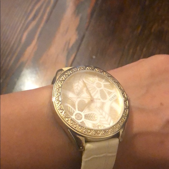 Guess watch - Picture 2 of 8